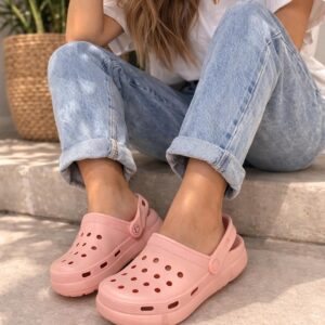 كروكس نسائي